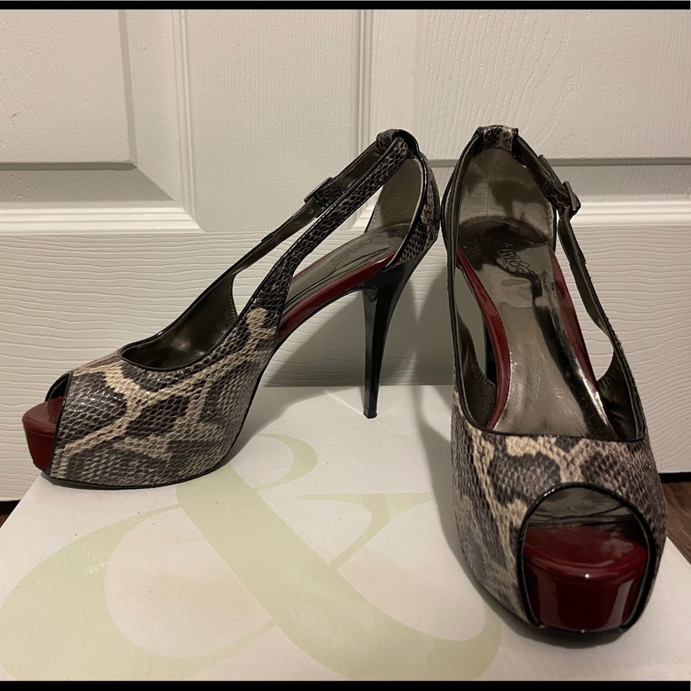 Carlos Santana Heels